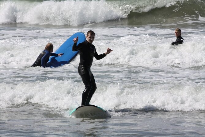 1.5 Hr. Shared Surf Lesson - Heading Into the Water Near Venice/Santa Monica