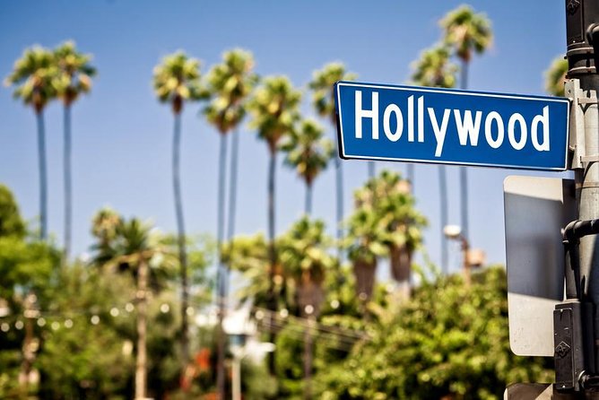 2-Hour Hollywood Bus Tour - The Hollywood Hills Residential Street: Big Views, Limited Time