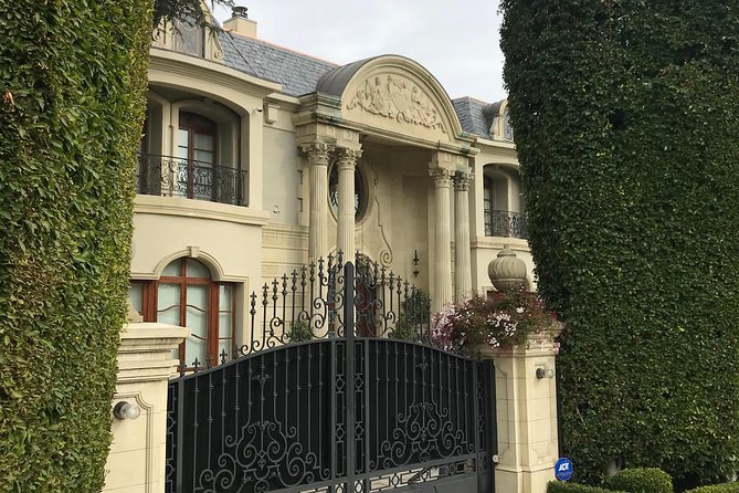 2 Hour Private Tour - Hollywood and Beverly Hills Celebrity Homes - Stop 2: Greystone Mansion and the nearby park viewpoints