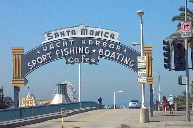 3.5 Hour Coastal Tour of Santa Monica, Venice Beach and Malibu - Venice Beach and the Boardwalk: Muscle Beach, skaters, and people-watching time
