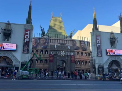 3.5-hour private tour of Hollywood and Beverly Hills in an SUV - Pickup from Venice and beyond, plus the “spotting the car” detail