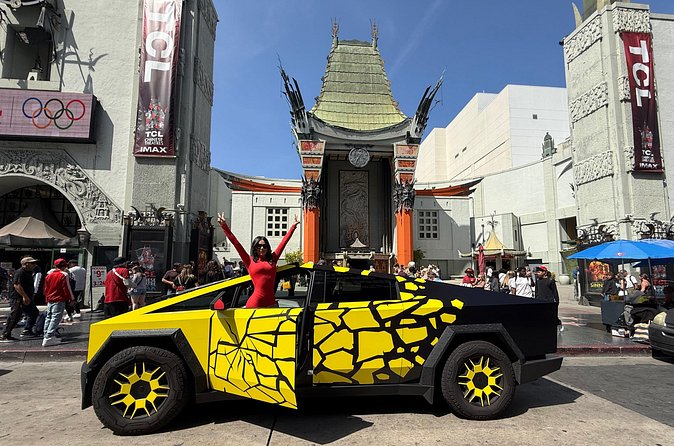 30-Minute Driving Tour: Explore Los Angeles in a Cybertruck - Stop 2: Hollywood Hills and upscale views