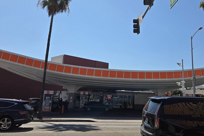 Beverly Hills and Rodeo Drive: A Self-Guided Audio Tour - Wallis Annenberg Center: When the Post Office Becomes a Landmark