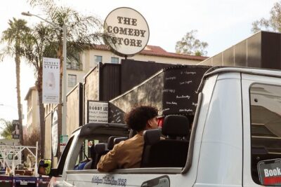 Celebrity Homes Tour & Hop-on Hop-off Bus Tour Package - Hollywood core stops: from TCL Chinese Theatre to the Sunset Strip