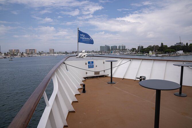 City Cruises Los Angeles Brunch Cruise from Marina del Rey - Unlimited Mimosas, Champagne, and Sparkling Cider: The Drink Setup