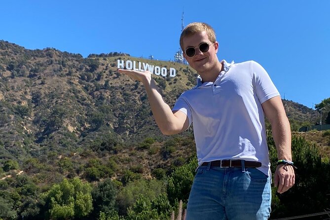 Combo: Ferrari, Bus Tour, Hollywood Sign and Beverly Hills - Small-group mini-bus tour: what you gain with only 9 people
