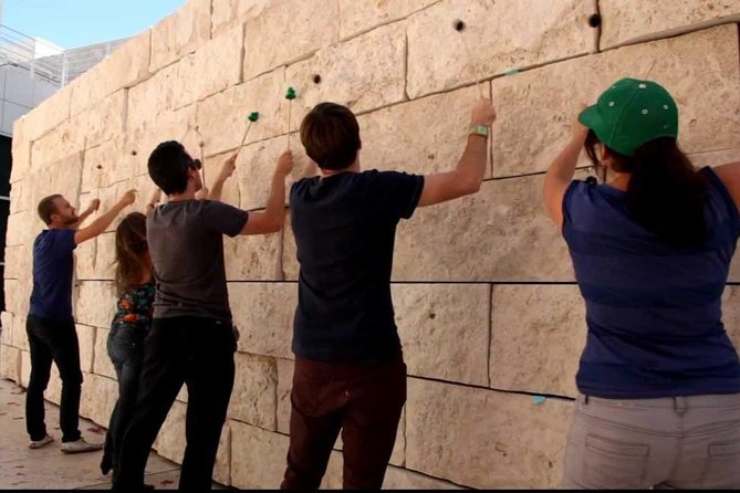 Demystifying Art at The Getty - One-Hour - Food, breaks, and what to pack for a calm hour