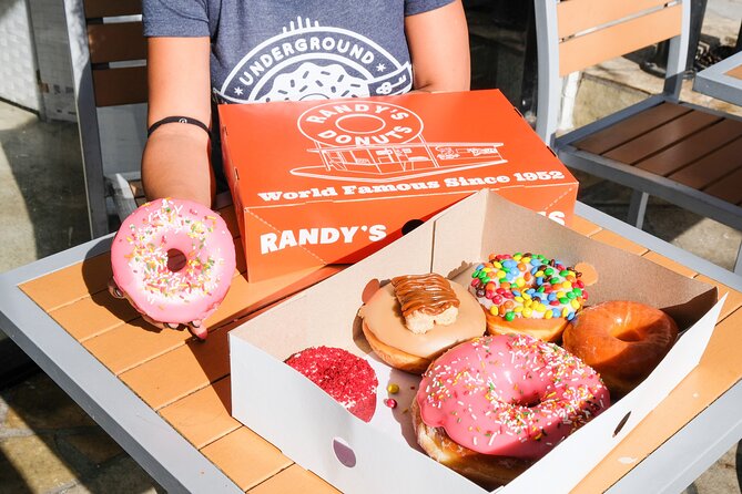 Discover California Donut Culture: Santa Monica’s Sweetest Tour - Third Street Promenade: Easy Shopping Stroll After Sweet Stops