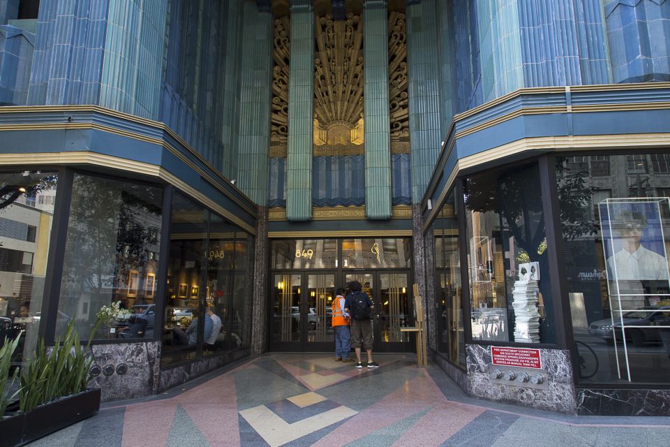 Downtown Los Angeles Bike Tour: Top 10 Destinations of DTLA - Angels Flight and the Bradbury Building: the Historic Core opener