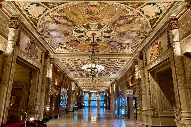 Downtown Los Angeles History and Architecture Walking Tour - Meeting at Grand Central Market and the 2.5-Hour Pace That Works