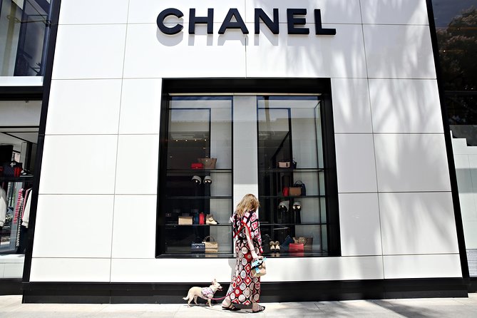 Full-Day Iconic Sights of LA, Hollywood, Beverly Hills, Beaches and More - Rodeo Drive and Beverly Hills signs: the postcard moment