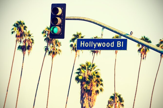 Ghosts of Hollywood Night-Time Walking Tour - Vogue Multicultural Museum: from theatre to paranormal HQ