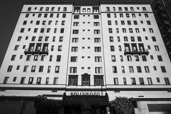 Haunted Hollywood Walking Tour: True Crime and Creepy Tales - Stop 6: Dolby Theatre and true crime’s most infamous LA shadows