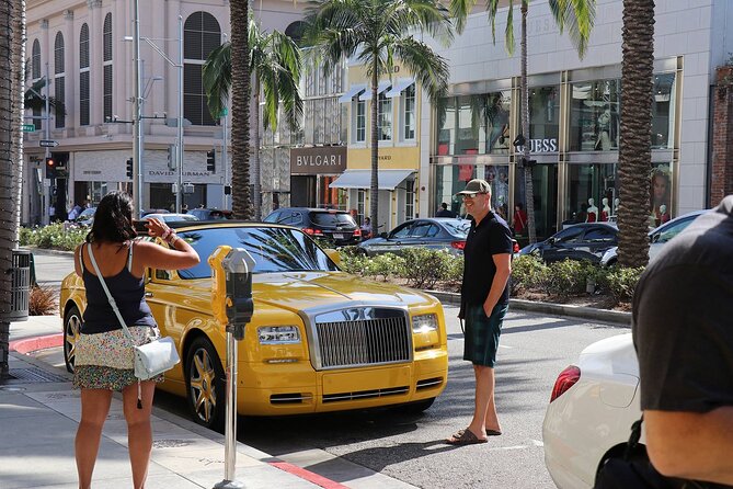 Hollywood and Celebrity Homes Bus Tour - Beverly Hills Sign Photo Stop: Make Those 10 Minutes Count
