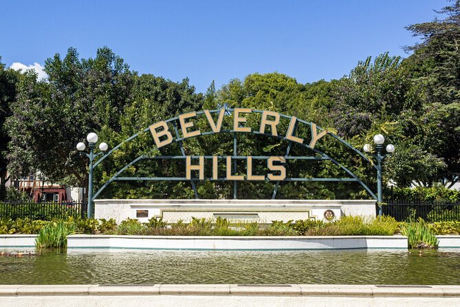Hollywood, Beverly Hills & Celebrity Homes by Open Air Bus - Arriving at 6808 Hollywood Blvd: what to expect before you roll