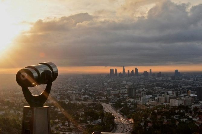 Hollywood, Beverly Hills & Celebrity Homes Open-Air Bus Tour - Mulholland Drive and the Hollywood Sign Photo Moment