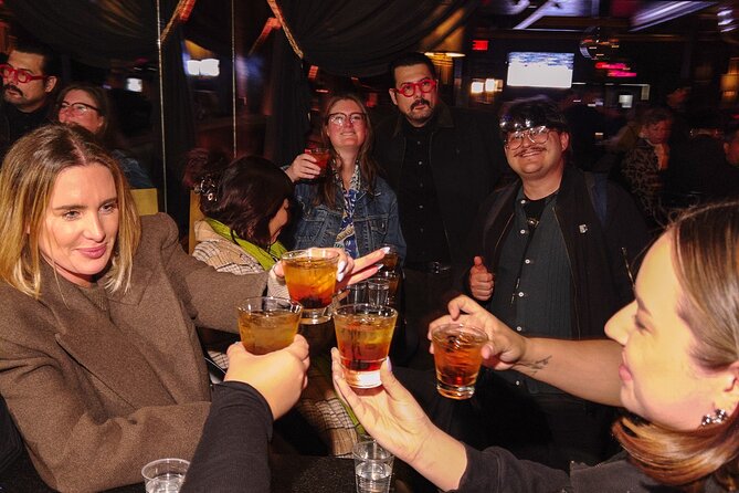 Hollywood Cocktails and True Crime Tour: 3 Drinks Included - The small-group factor: max 12 people changes the vibe