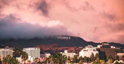 Hollywood: Haunted Walking Tour, True Crime, Creepy Tales - Meeting at the Hollywood Pantages Theatre (and staying on time)
