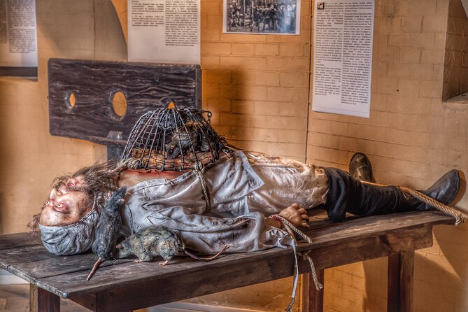 Hollywood: Medieval Torture Museum Ticket with Ghost Hunting - Wax sculptures: the visual details you can’t unsee