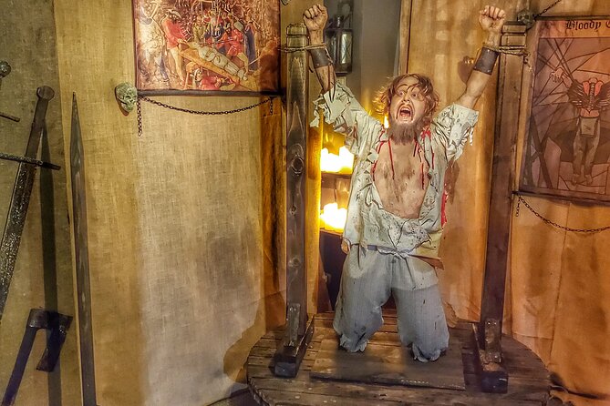 Hollywood: Medieval Torture Museum Ticket with Ghost Hunting - Interactive exhibits at your own pace: your best rhythm