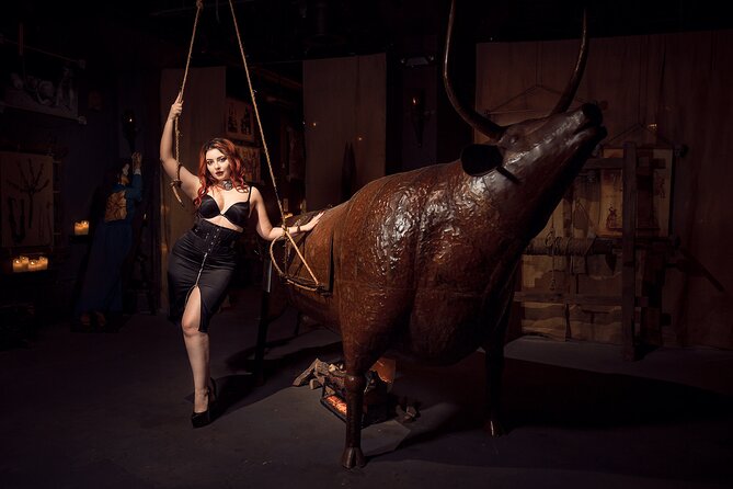 Hollywood Medieval Torture Museum Ticket with Ghost Hunting - FAQ