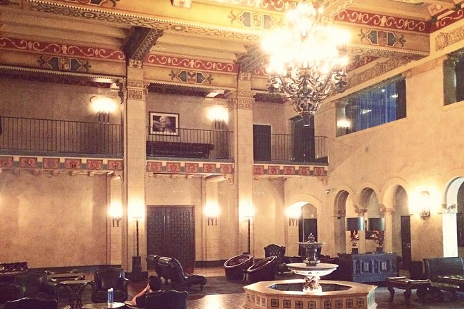 Hollywood Speakeasy Bar Tour - A 3-hour Hollywood crawl with dinner, not just bar stops