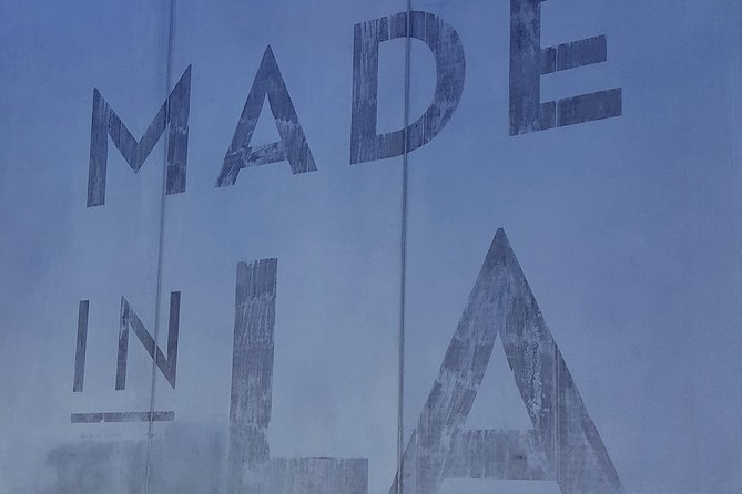 Instagram Photo Private Tour - Melrose Avenue street-art shots in one concentrated block
