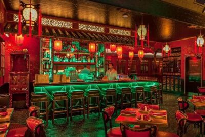 L.A. Mafia History Tour: Gangsters, Mobsters & Crime Legends - The Hollywood corner office: Handsome Johnny Roselli and Hollywood glamour’s edge