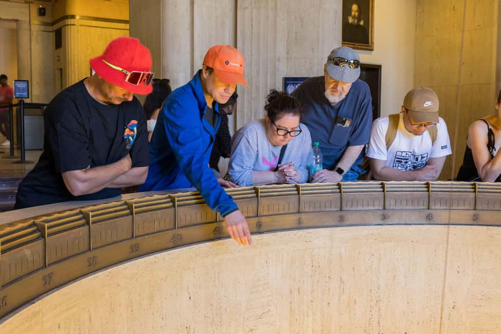 LA: Griffith Observatory Insider Tour - Key highlights at a glance