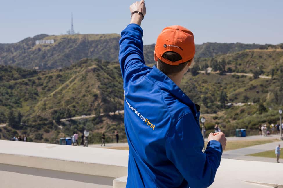 LA: Griffith Observatory Insider Tour - Meeting at Astronomers Monument: get your bearings fast