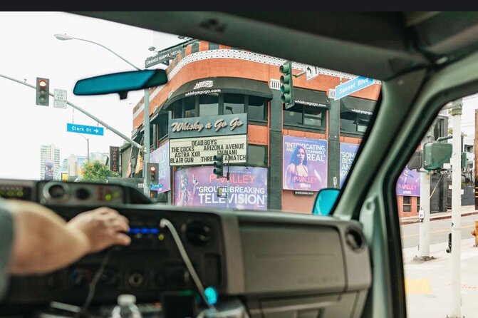 LA Half Day City Tour and 2-Hour Celebrity Homes Tour Combo - The Miracle Mile stretch: cars, art, tar pits, and film history