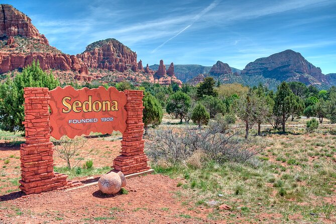 LA: Las Vegas, Sedona, Monument, Antelope Canyon, 5-Day Tour - Valley of Fire on the way back: red rocks with dinosaur-age vibes