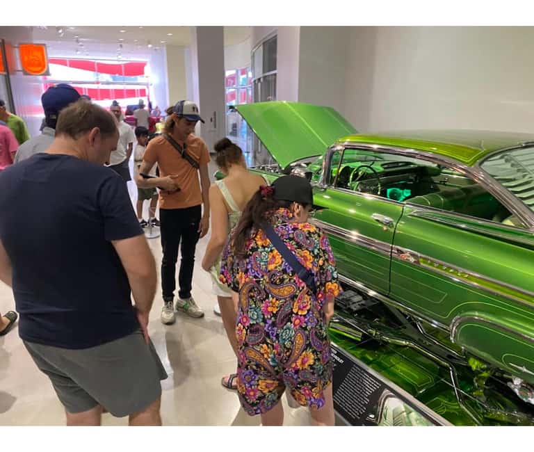 LA: Museum Row Tour The Fast & The Fossilized on Wilshire - Who this tour is perfect for