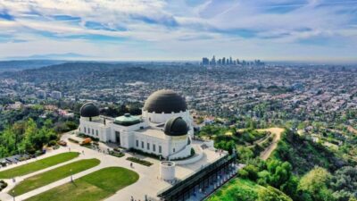 LA: Private Getty Center to Griffith Observatory Guided Tour - Beverly Hills, Sunset Strip, and Hollywood: city storytelling from the van
