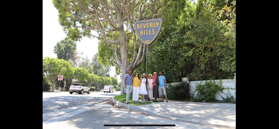 LA VIP Tour : Beverly Hills, Sunset Strip, & Hollywood Sign! - Should you book LA VIP Tour: Beverly Hills, Sunset Strip, & Hollywood Sign?