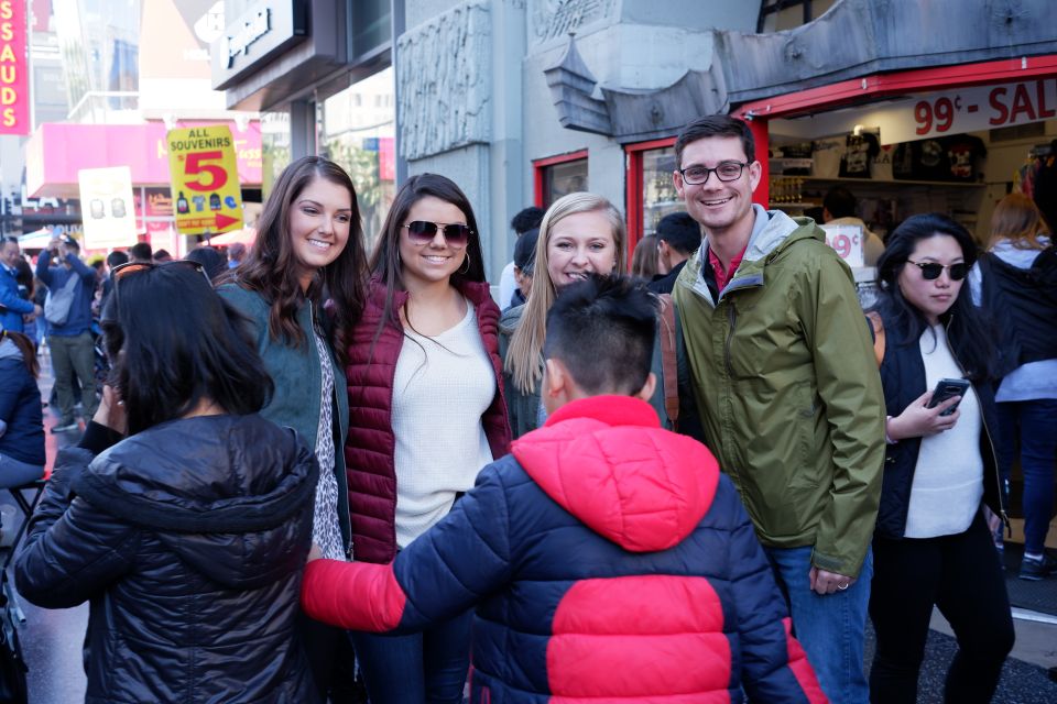 LA: Walk of Fame, Hollywood Sign & Beverly Hills Tour - Beverly Hills: photo points, the sign, and Rodeo Drive glamour