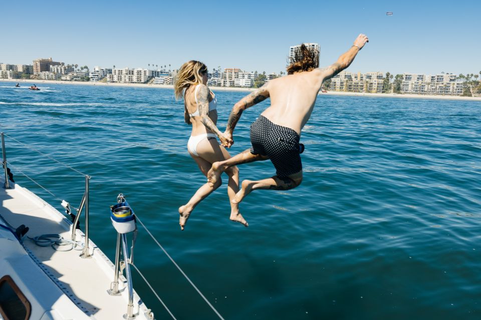 Long Beach: Private Sailboat Rental with Licensed Captain - BYO drinks and music: the easiest way to personalize the trip