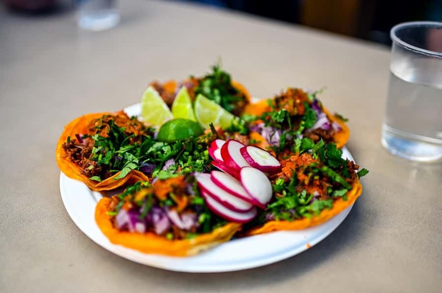 Los Angeles: 3-Hour Secret Food Tour of Venice Beach - Pier-Start Surfer Breakfast: Smoothie Bowl With Real Ingredients