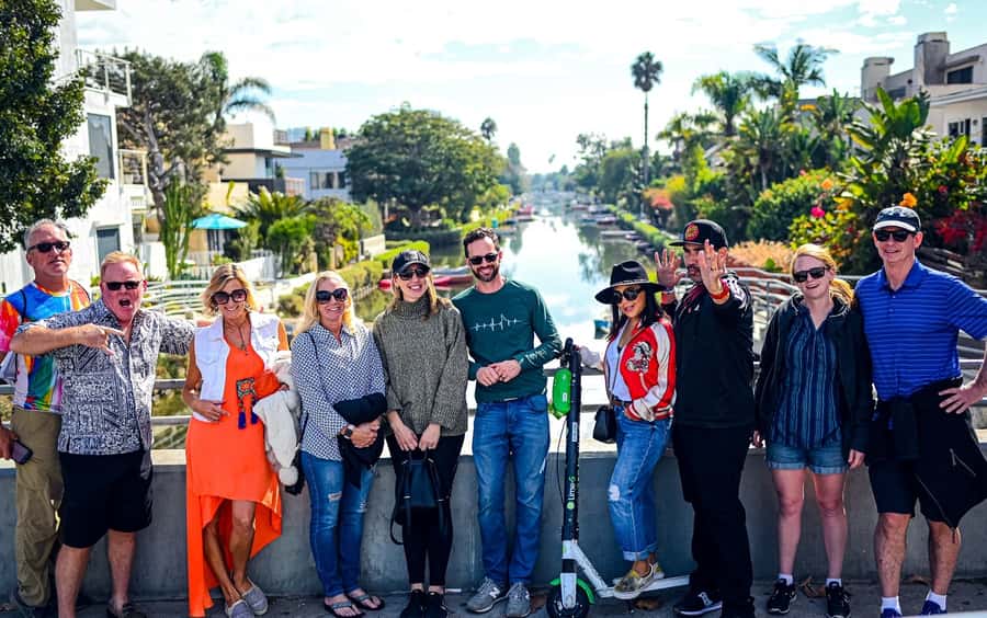 Los Angeles: 3-Hour Secret Food Tour of Venice Beach - Classic Boardwalk Move: Crispy Fish Taco on the Coast