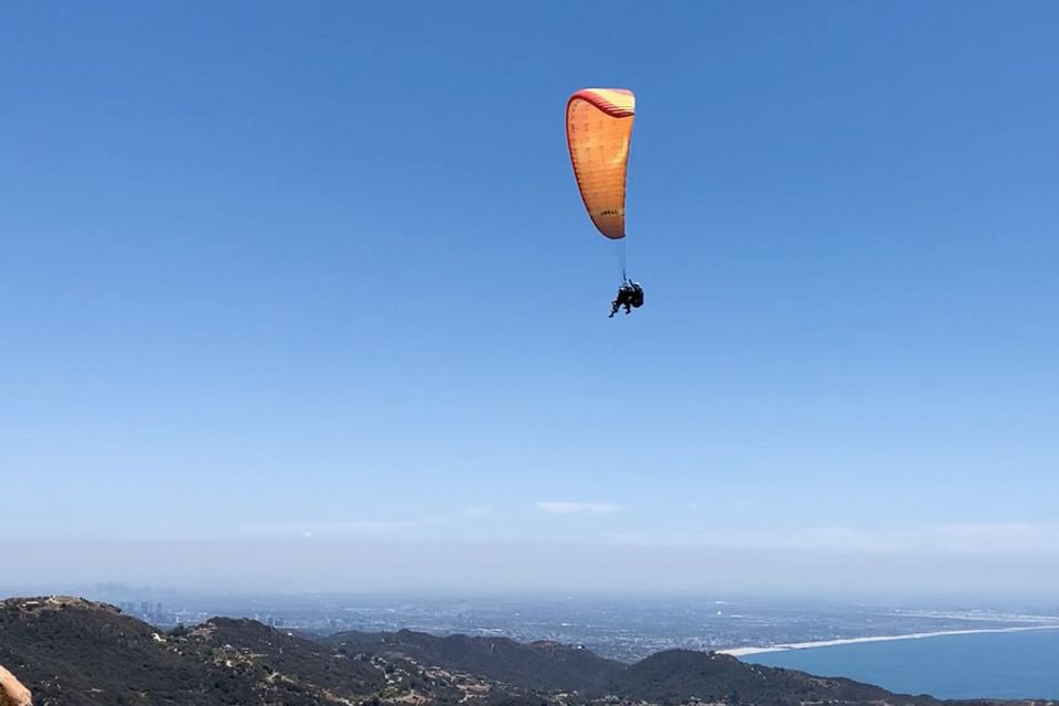 Los Angeles: 30-Minute Tandem Paragliding Experience - What to bring and what to wear so landing doesn’t surprise you