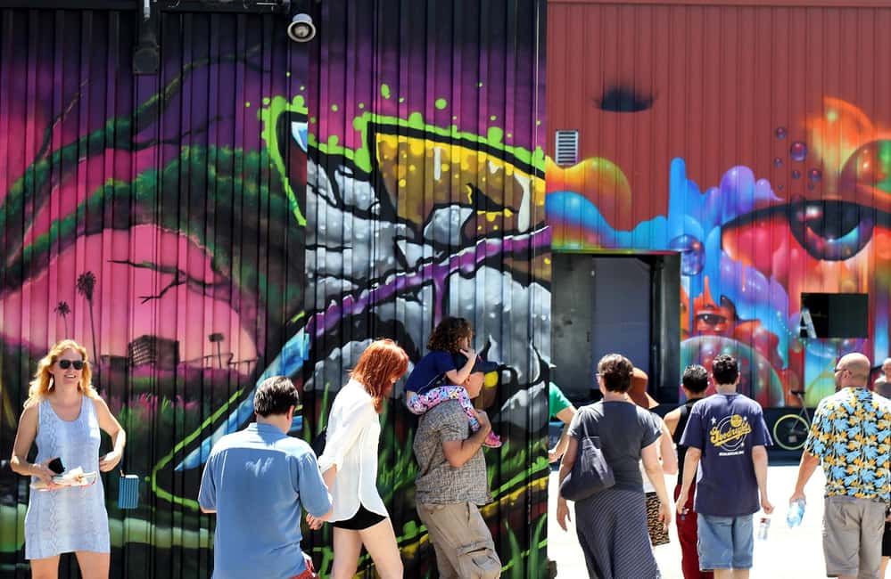 Los Angeles: Arts District Street Art, Graffiti Walking Tour - What the guide actually brings: history, technique, and decoding street art