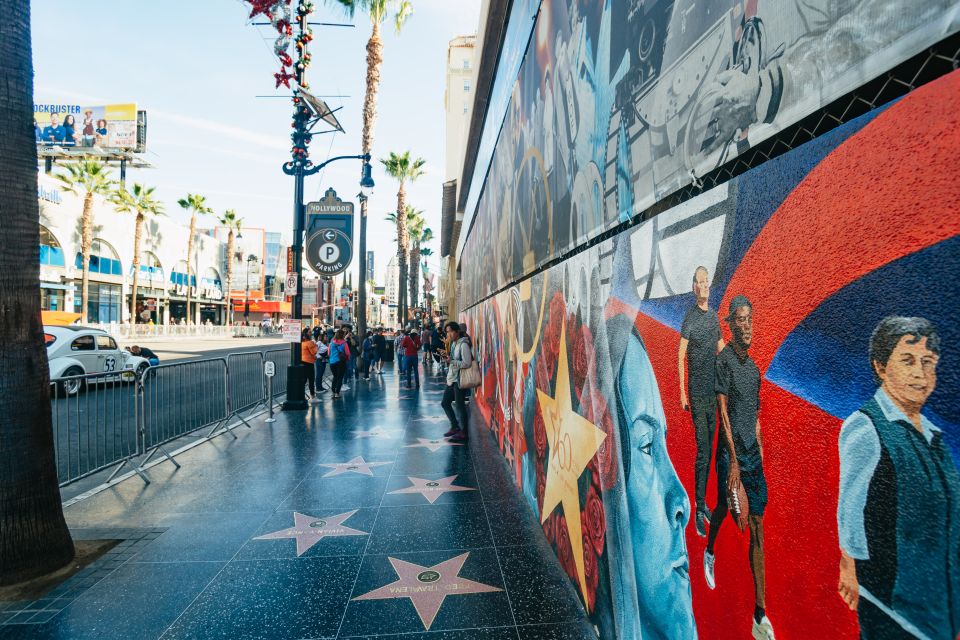 Los Angeles: City Group Tour with Hollywood & Beverly Hills - Hollywood Walk of Fame and Hollywood Sign Photo Time