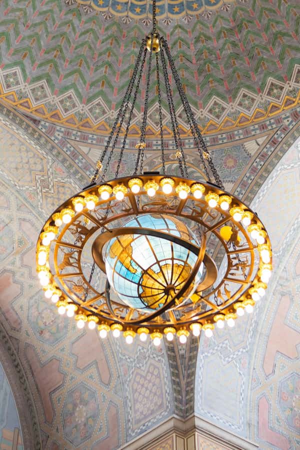 Los Angeles: Downtown History & Architecture Walking Tour - Revitalized historic core: old facades, new energy