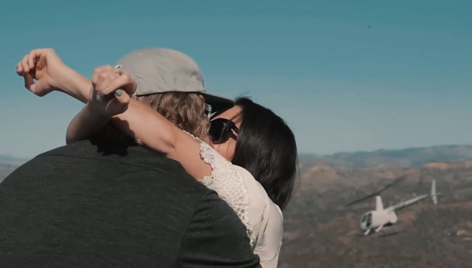 Los Angeles Helicopter Tour & Malibu Mountaintop Landing - Hollywood to Beverly Hills: Hollywood Sign to Celebrity Neighborhood Views