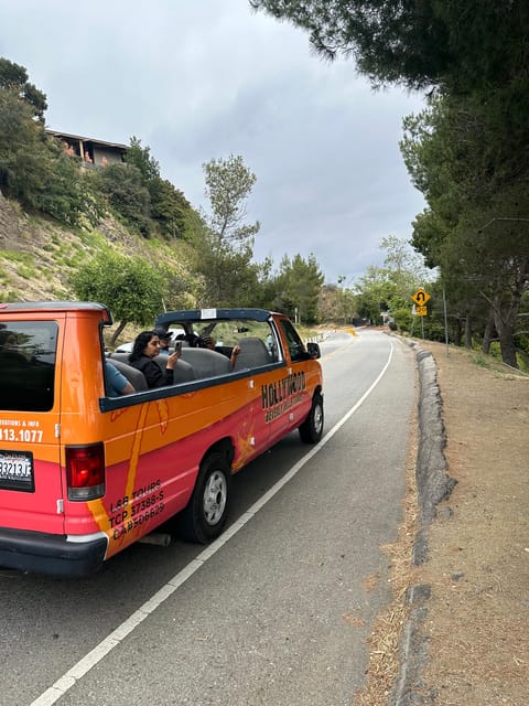 Los Angeles: Hollywood and Beverly Hills Open-Top Bus Tour - The Guide’s Role: Movie Scenes, History, and Crime-Site Commentary