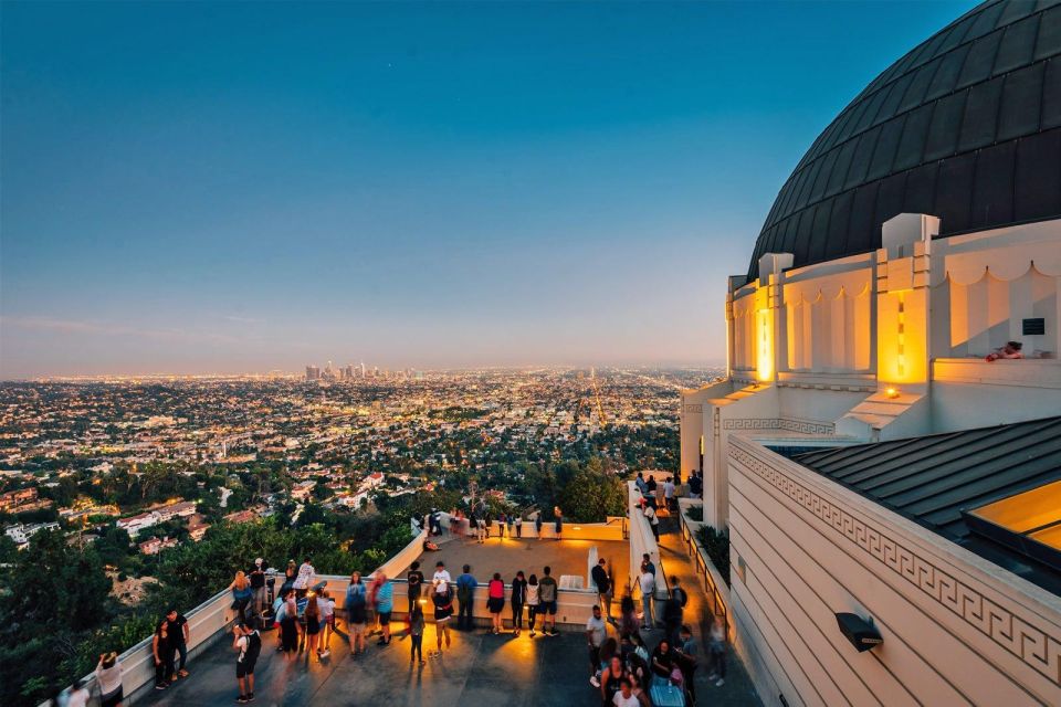 Los Angeles: Hollywood Night Tour with Griffith Observatory - Hollywood’s big signs and theater facades, in one guided loop