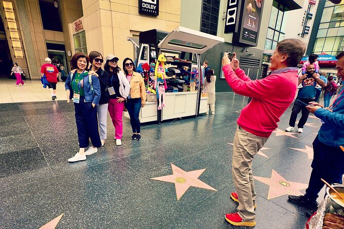 Los Angeles: Hollywood Sunset Walking & Hiking Tour - Oscars, TV tapings, and premiere vibes along the Hollywood route