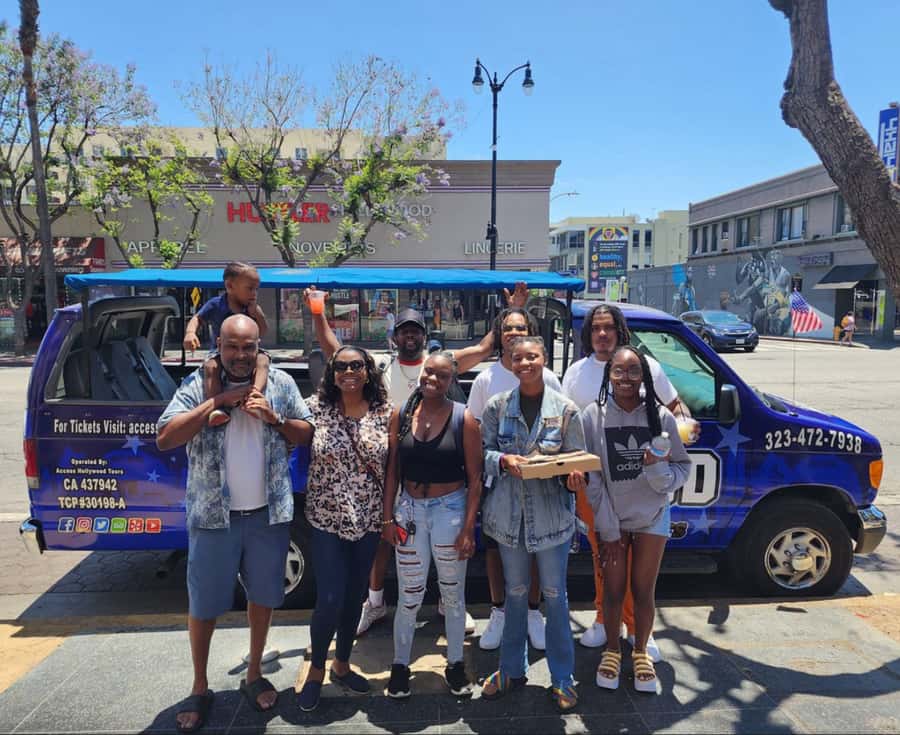 Los Angeles: Hollywood Tour & Celebrity Homes - Meeting at 6541 Hollywood Blvd and Getting Comfortable