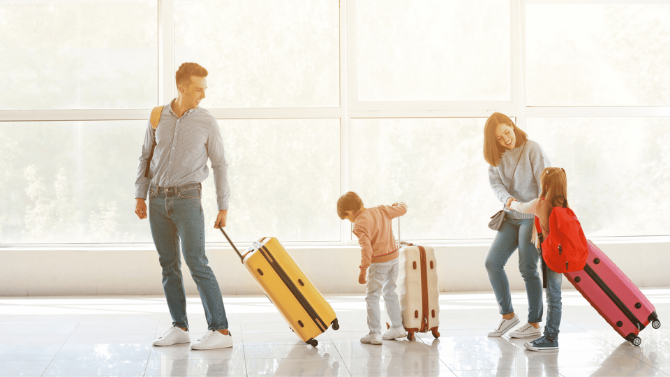 Los Angeles: Luggage Storage in LAX - What to Bring and How to Avoid a Pickup Headache