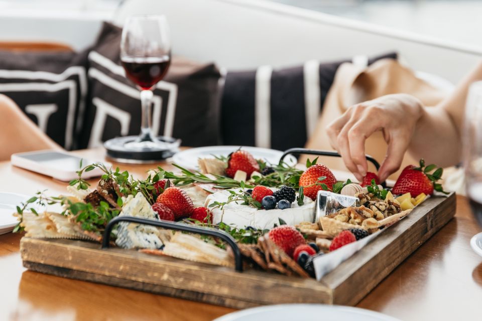 Los Angeles: Luxury Cruise with Wine, Cheese & Sea Lions - Why Marina del Rey on an electric Duffy feels like a reset